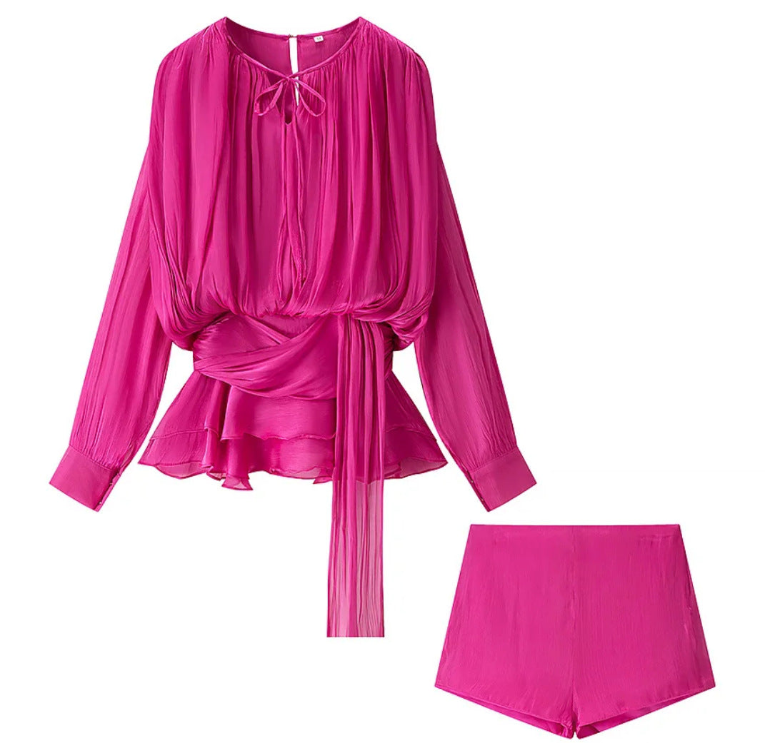 Sexy Style - Ensemble short taille haute et top asymétrique – Élégance Silhouette