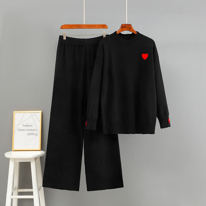 Ensemble Fluide Motif Géométrique & Cœur Brodé – Pantalon Large