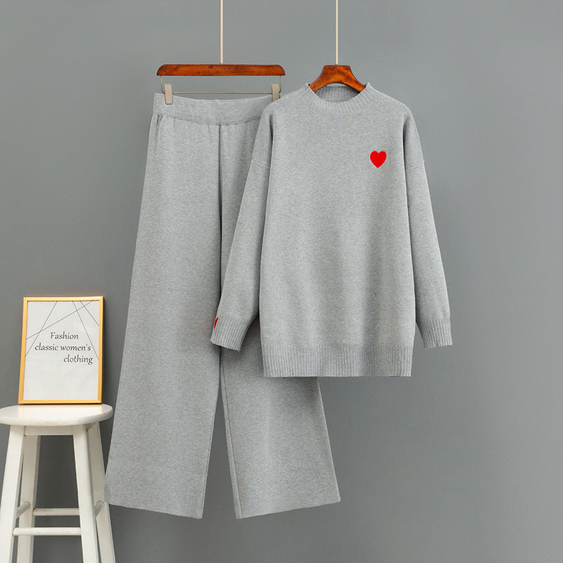 Ensemble Fluide Motif Géométrique & Cœur Brodé – Pantalon Large